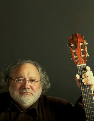 Viva quem canta! Eternamente, Pedro Barroso!